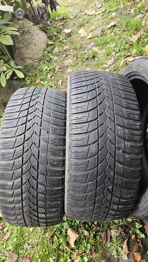 Lassa Snoways4, winter 245/40 R19