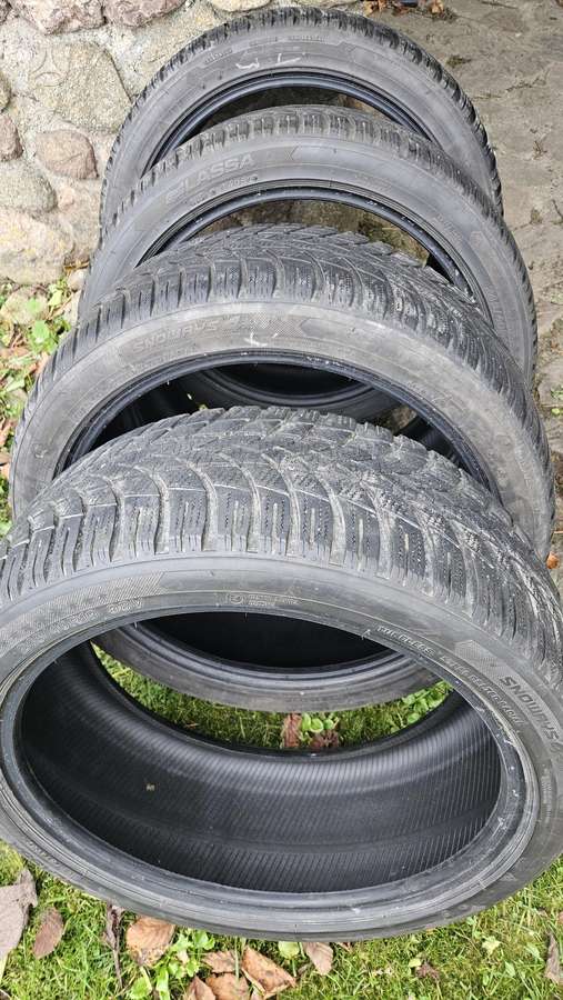 Lassa Snoways4, зимние 245/40 R19
