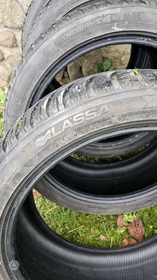 Lassa Snoways4, зимние 245/40 R19