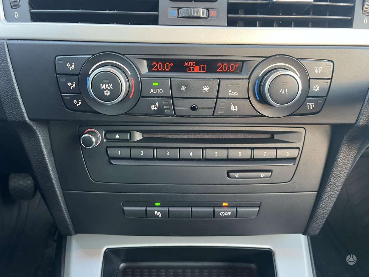 BMW 320, 2.0 l., wagon