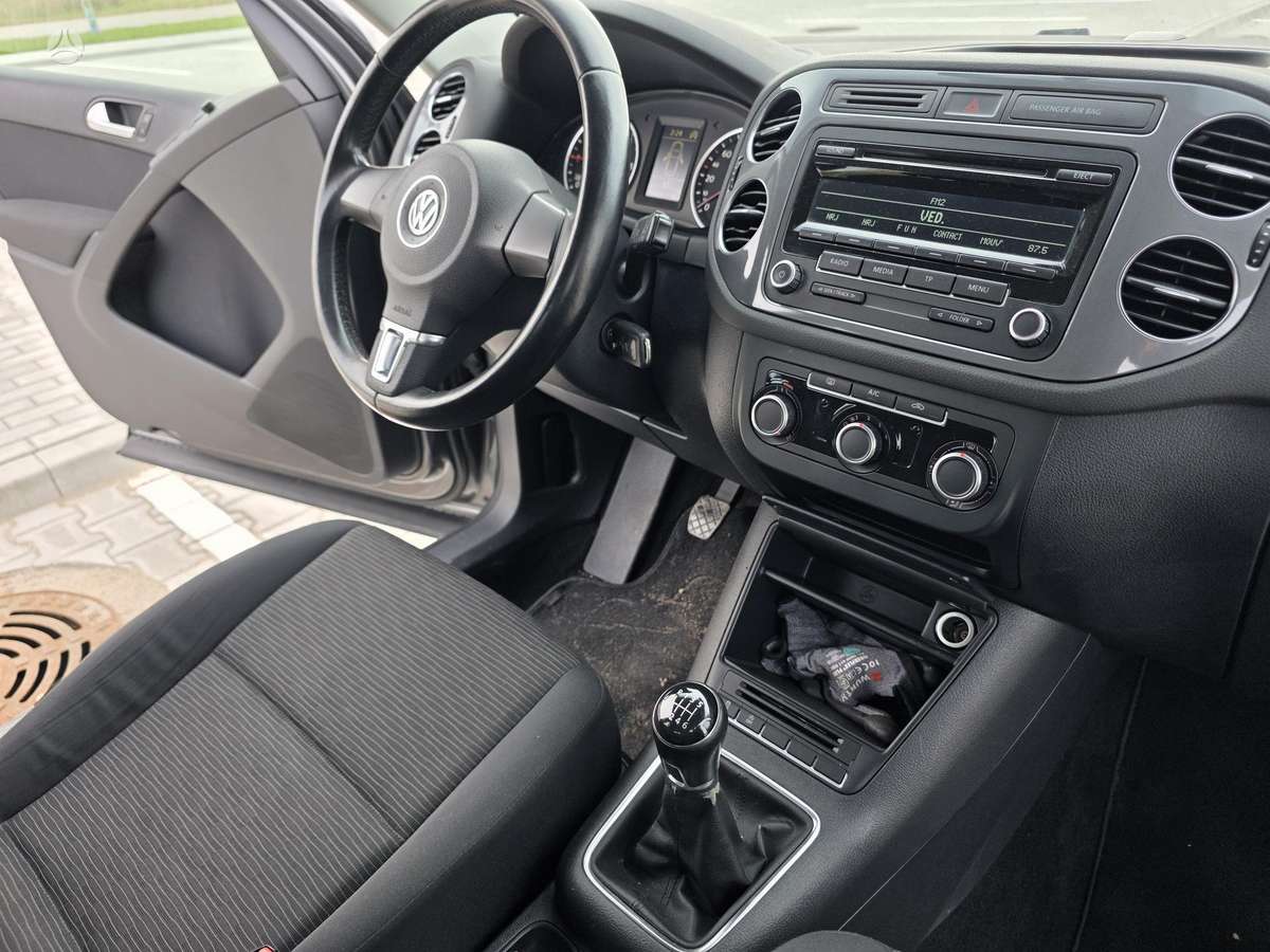 Volkswagen Tiguan 2013 — photo 14