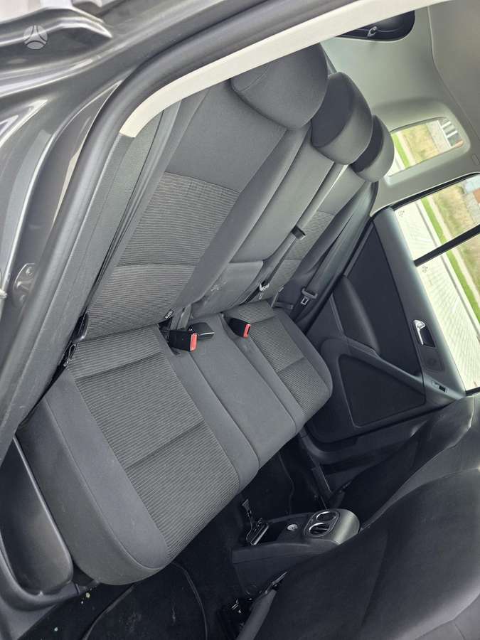 Volkswagen Tiguan 2013 — photo 18