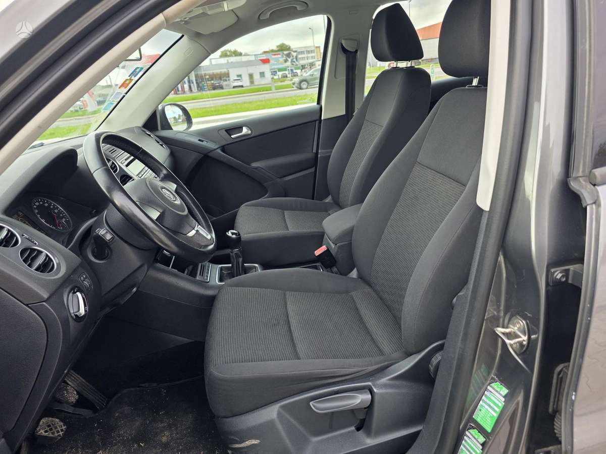 Volkswagen Tiguan 2013 — photo 20