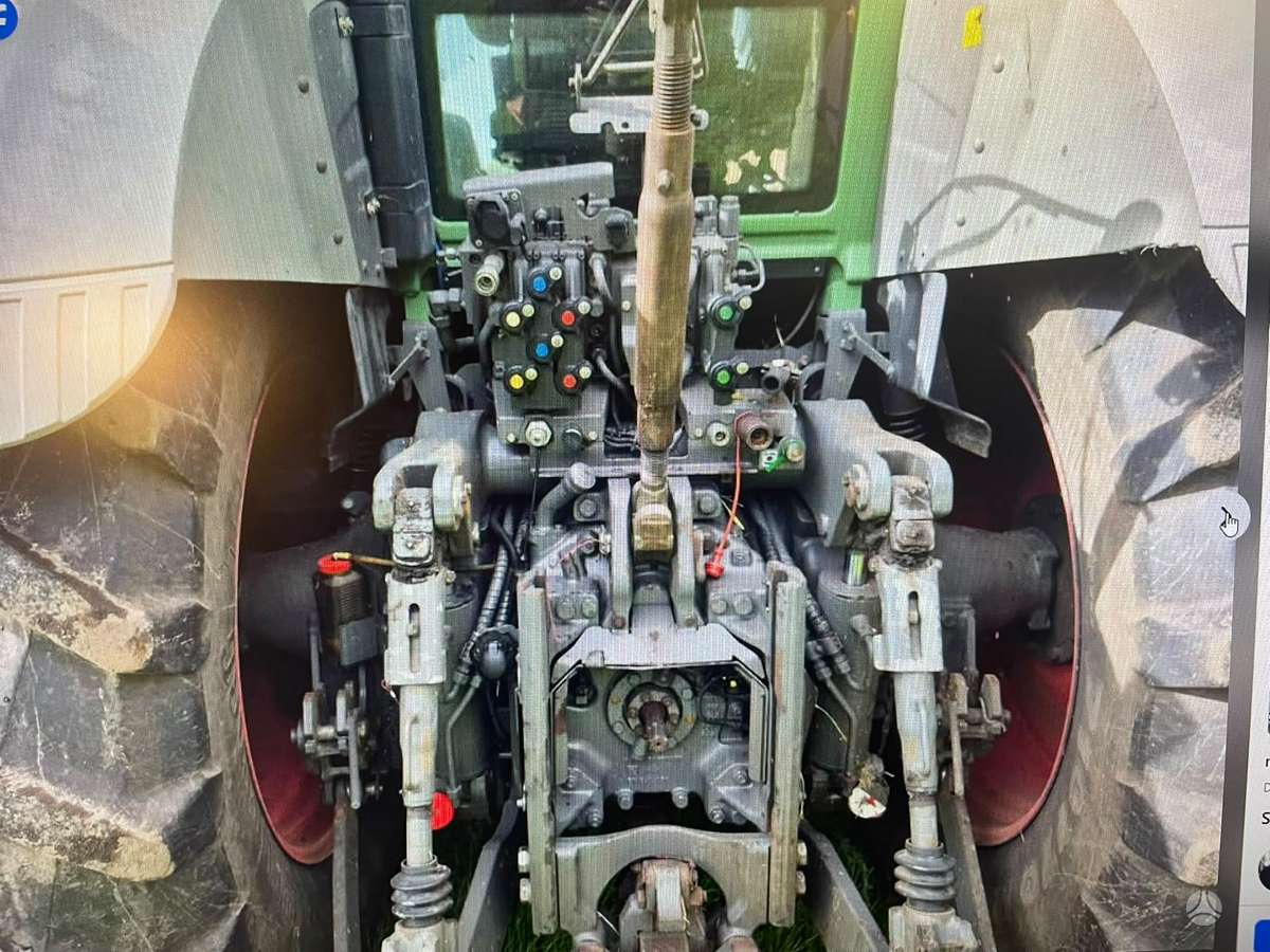 Fendt 824 Vario, traktoriai