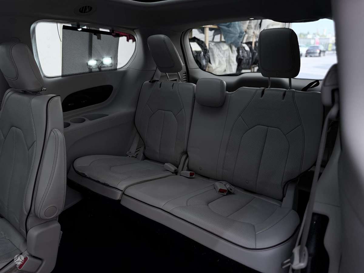 Chrysler Pacifica, 3.6 l., Минивэн