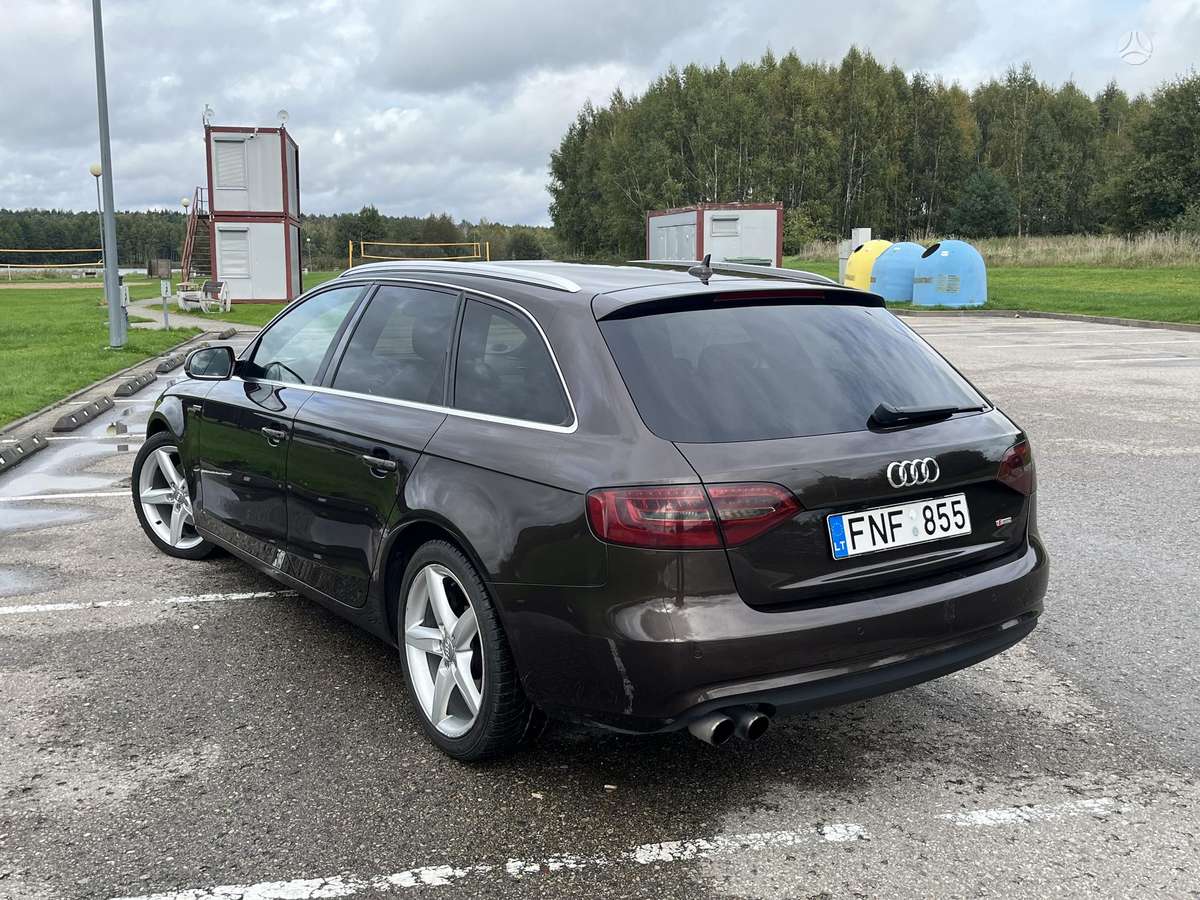 Audi A4, 2.0 l., Универсал