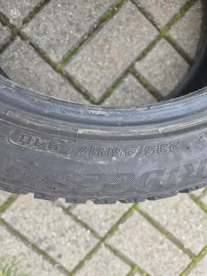 Goodyear, winter 235/45 R17