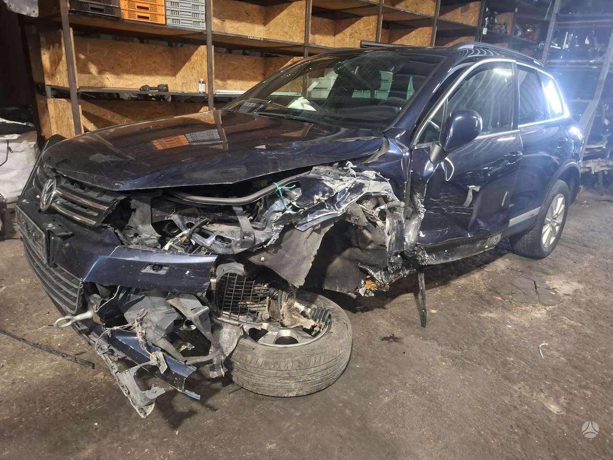 Volkswagen Touareg, spalva 217