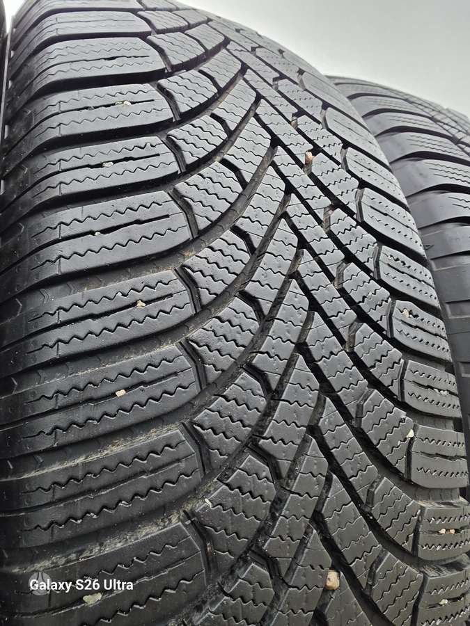 Bridgestone BLIZZAK 6, winter 215/65 R17