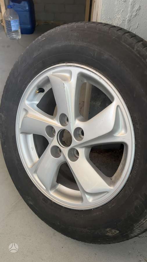 Hyundai, lengvojo lydinio, R16