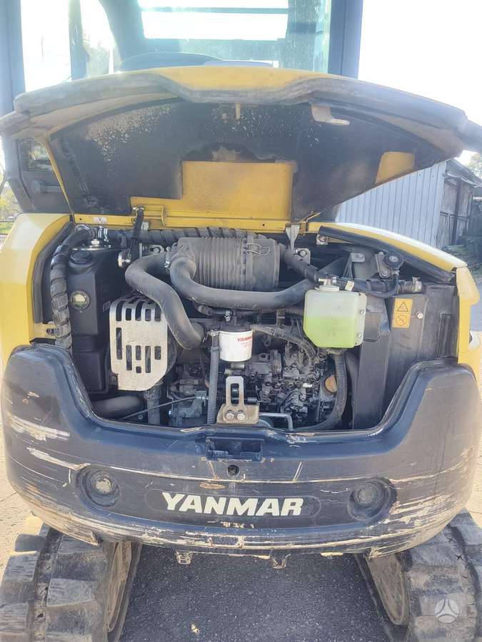 Yanmar SV26, mini excavator