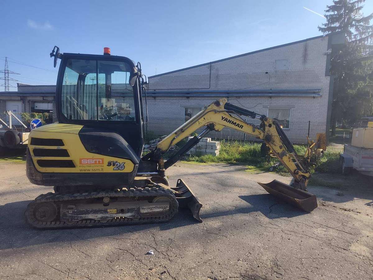 Yanmar SV26, mini excavator