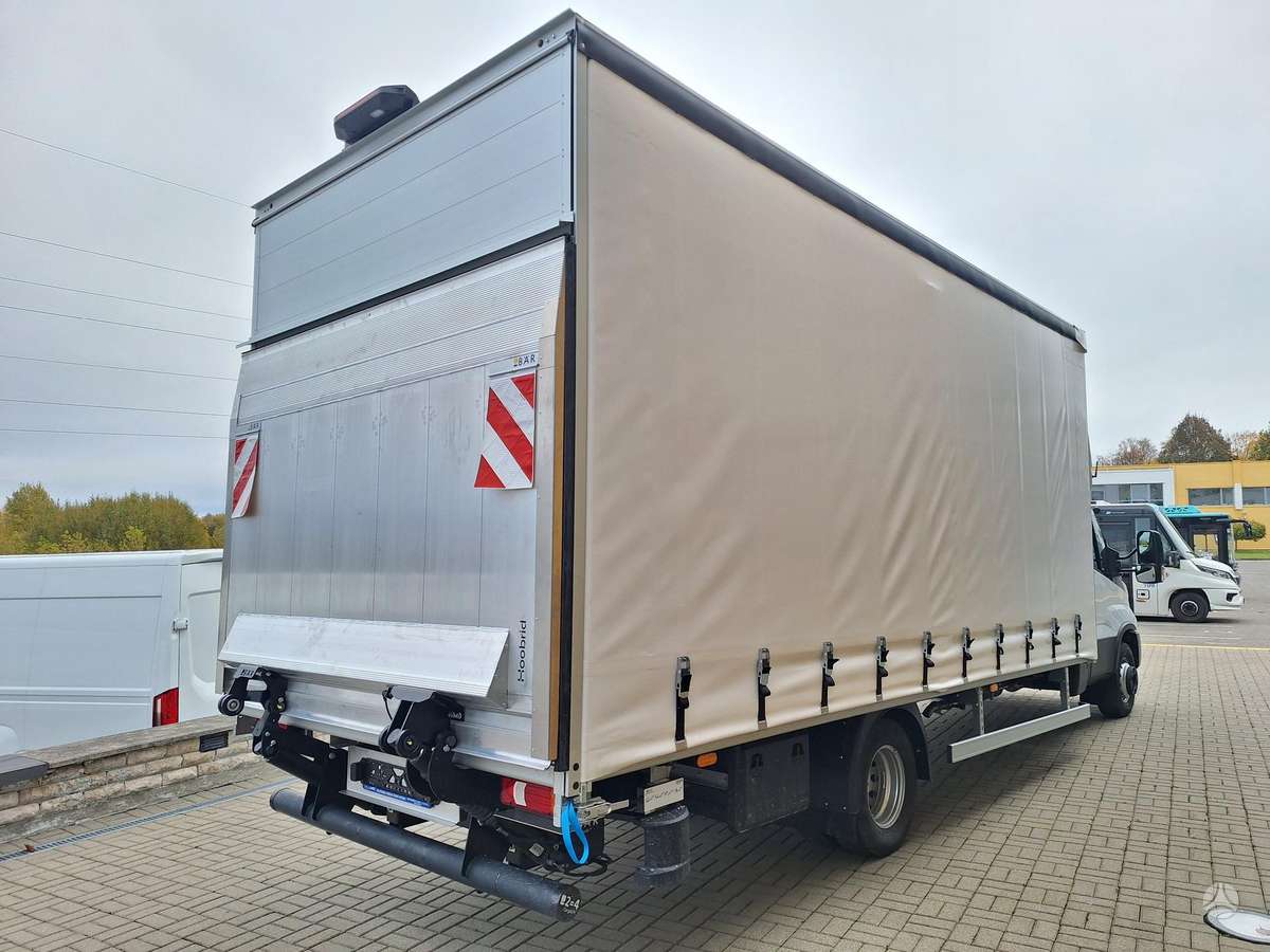 Iveco Daily, бортовые с тентом