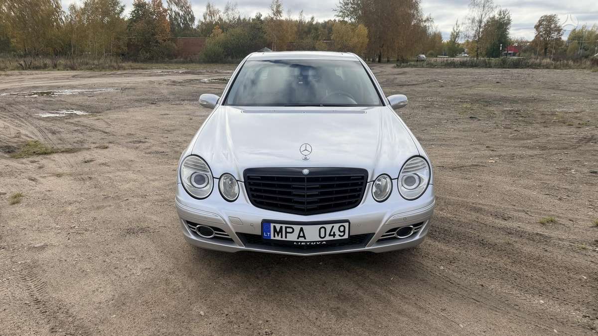 Mercedes-Benz E220, 2.2 l., Седан