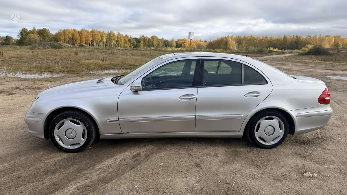 Mercedes-Benz E220, 2.2 l., Седан