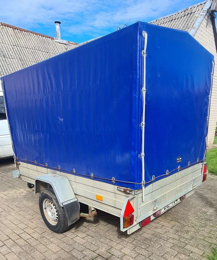 Rydwan, passenger car trailers