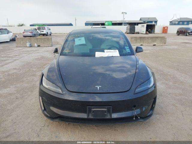 Tesla Model 3, hečbekas