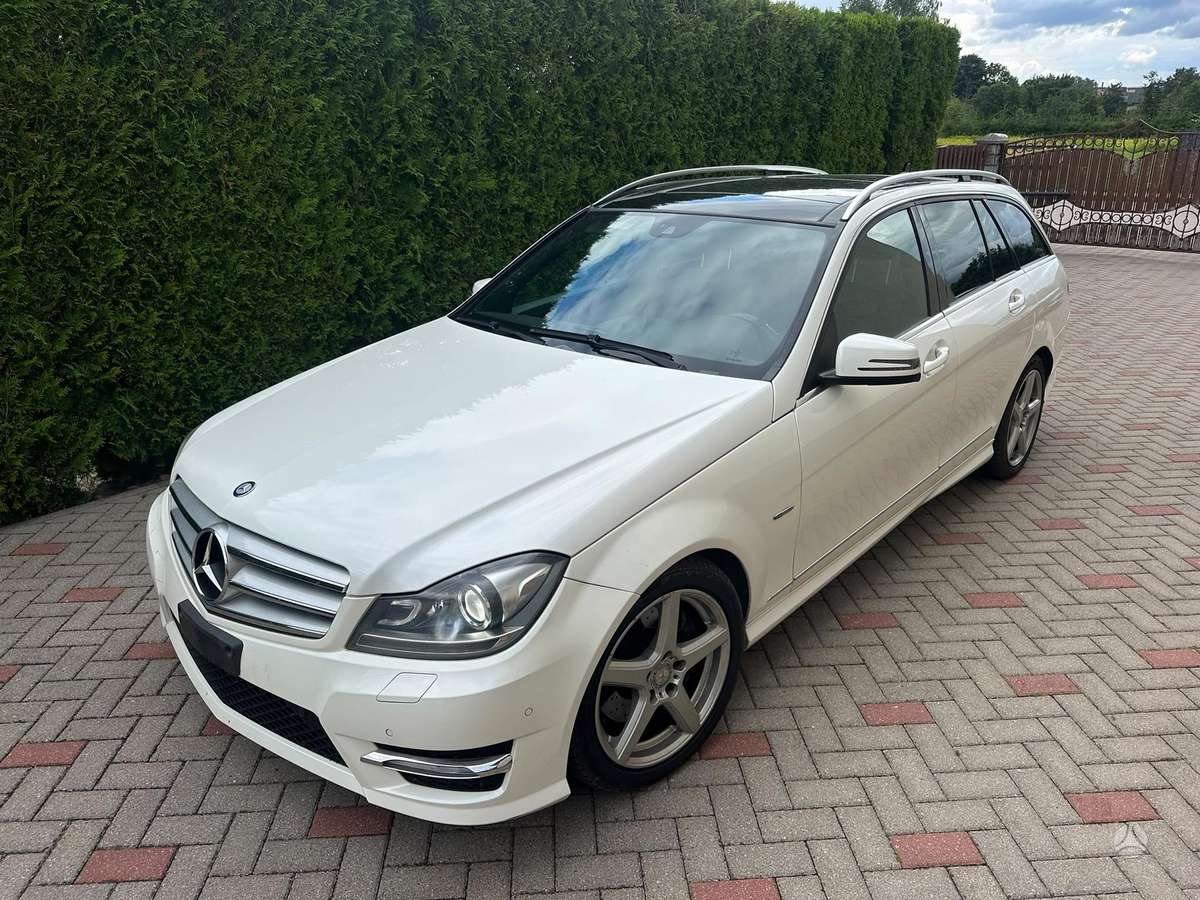 Mercedes-Benz C250