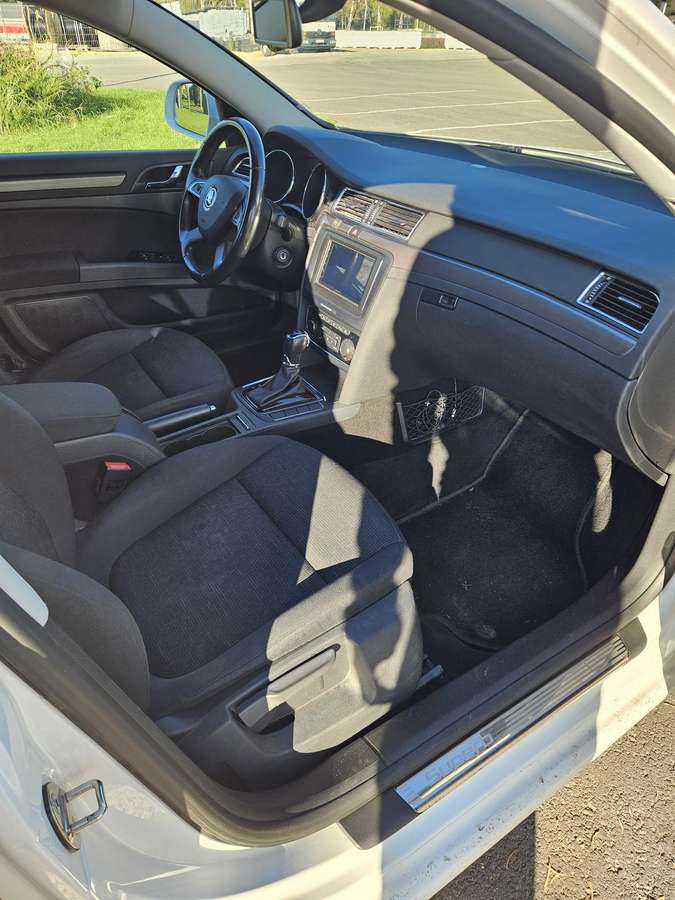 Skoda Superb, 2.0 l., Универсал