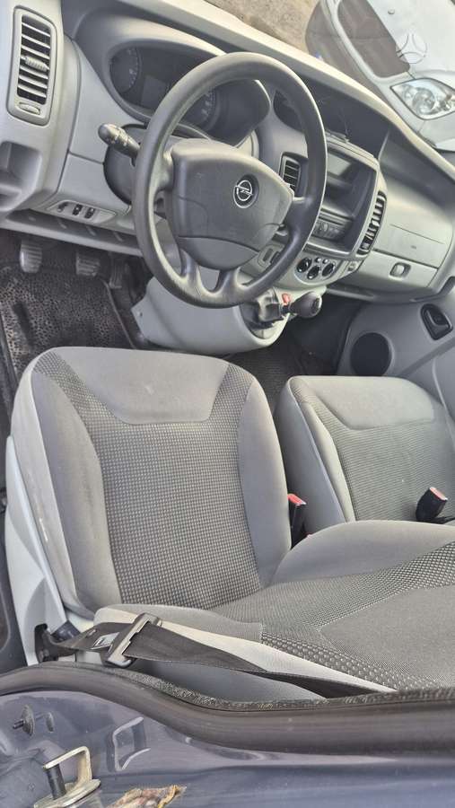 Opel Vivaro, 2.0 l., mpv / minivan