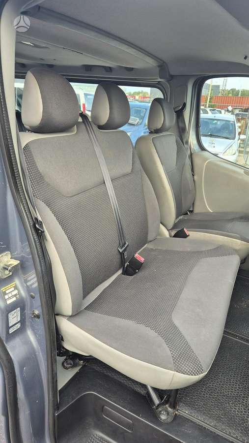 Opel Vivaro, 2.0 l., mpv / minivan