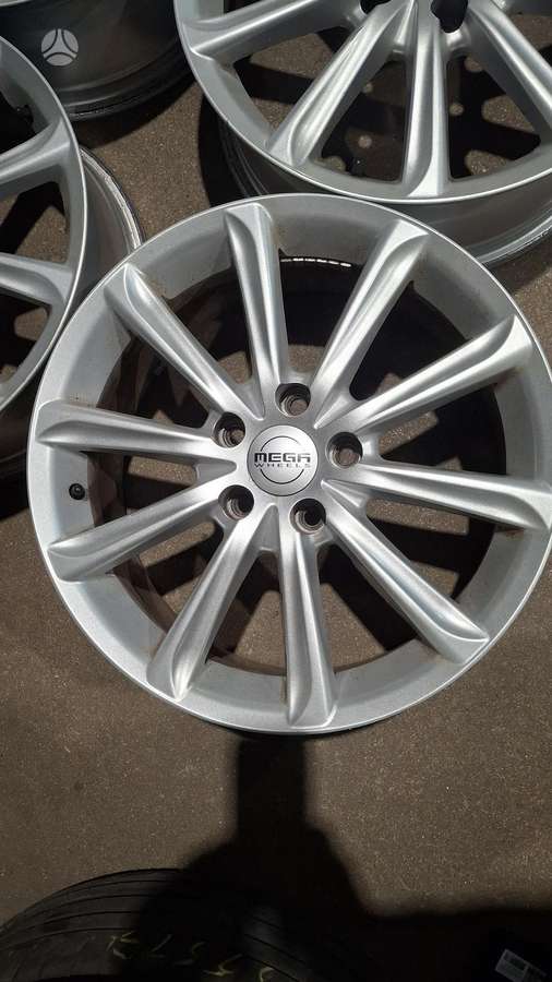 MEGA WHEELS, lengvojo lydinio, R17