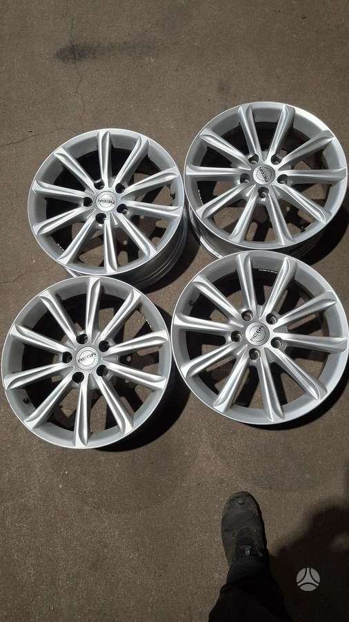 MEGA WHEELS, lengvojo lydinio, R17