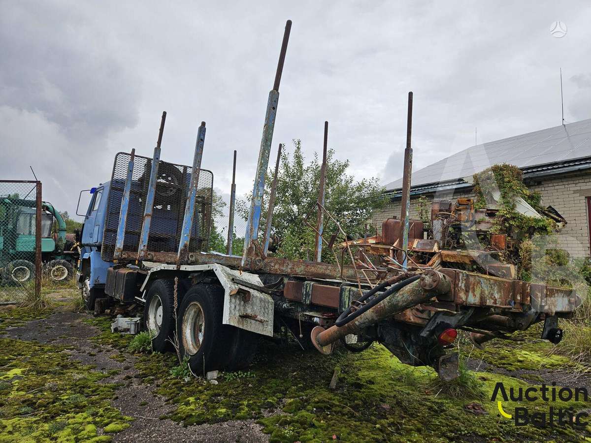 Sisu SM300, mulchers / grinders