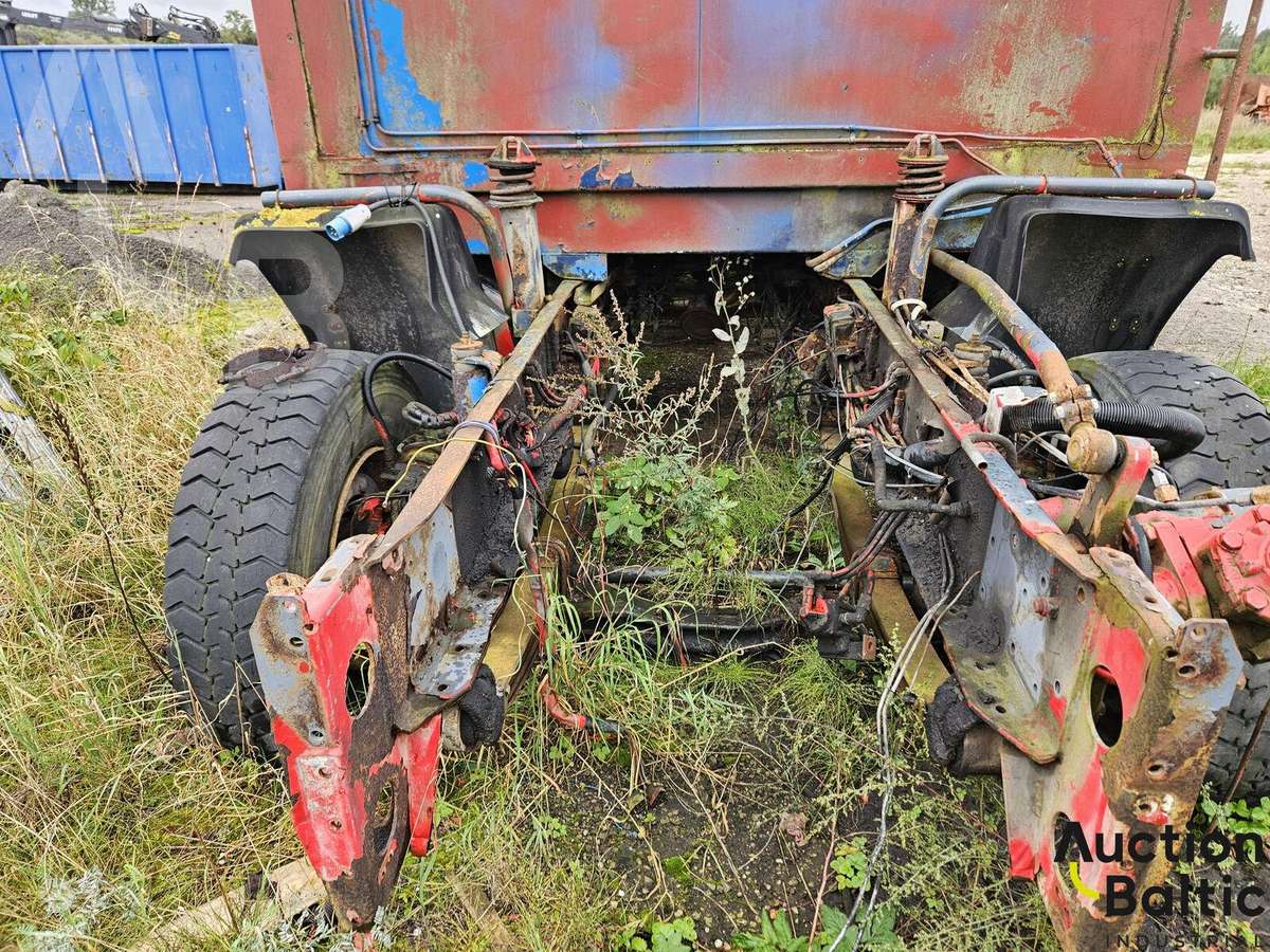 Sisu SM300, mulchers / grinders
