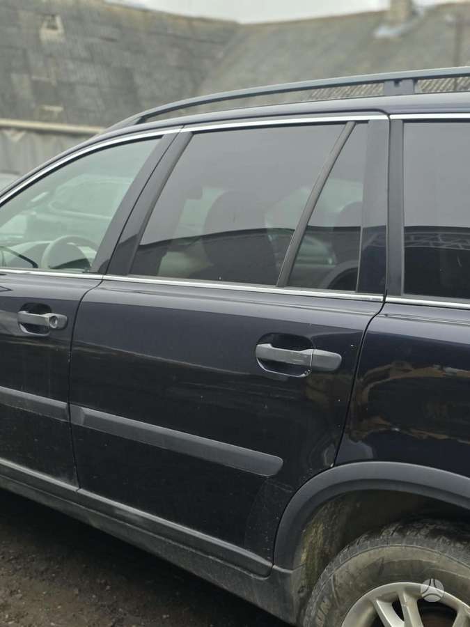 Volvo XC90 по частям