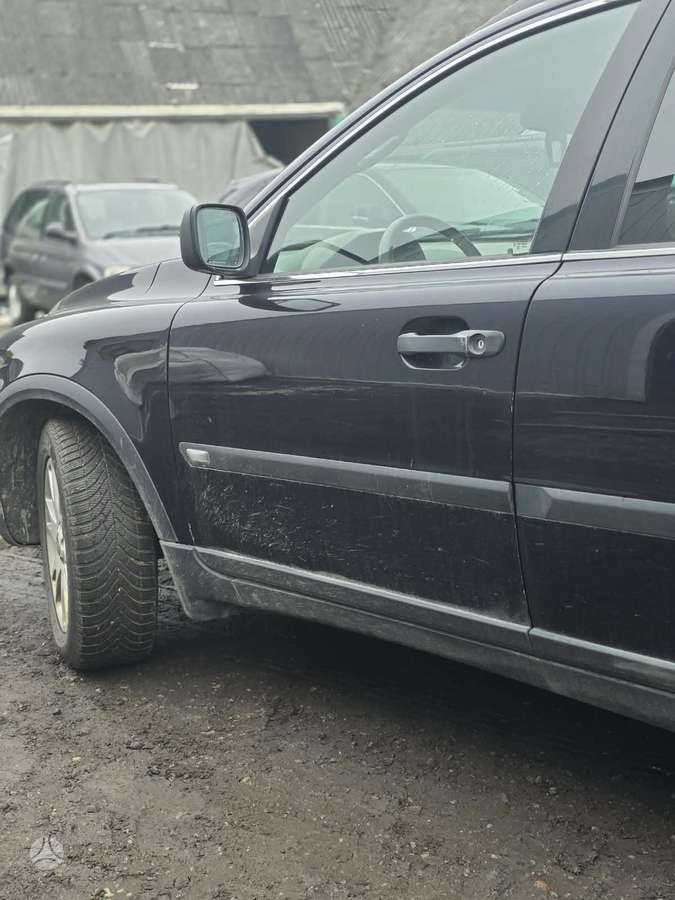 Volvo XC90 по частям