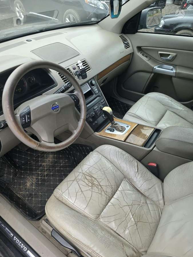 Volvo XC90 по частям