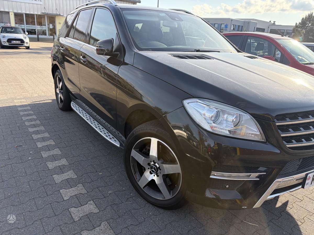 Mercedes-Benz ML350