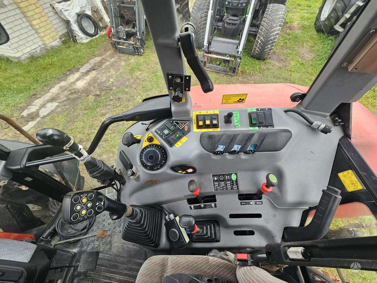 Case Cs110, tractors