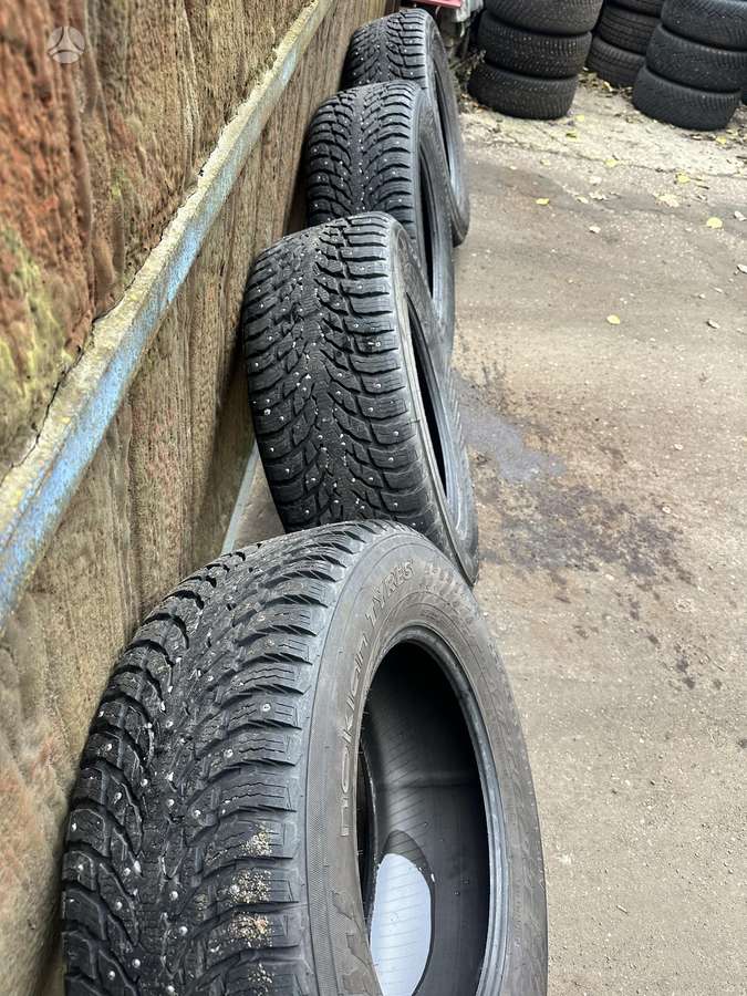 Nokian, зимние 285/60 R18