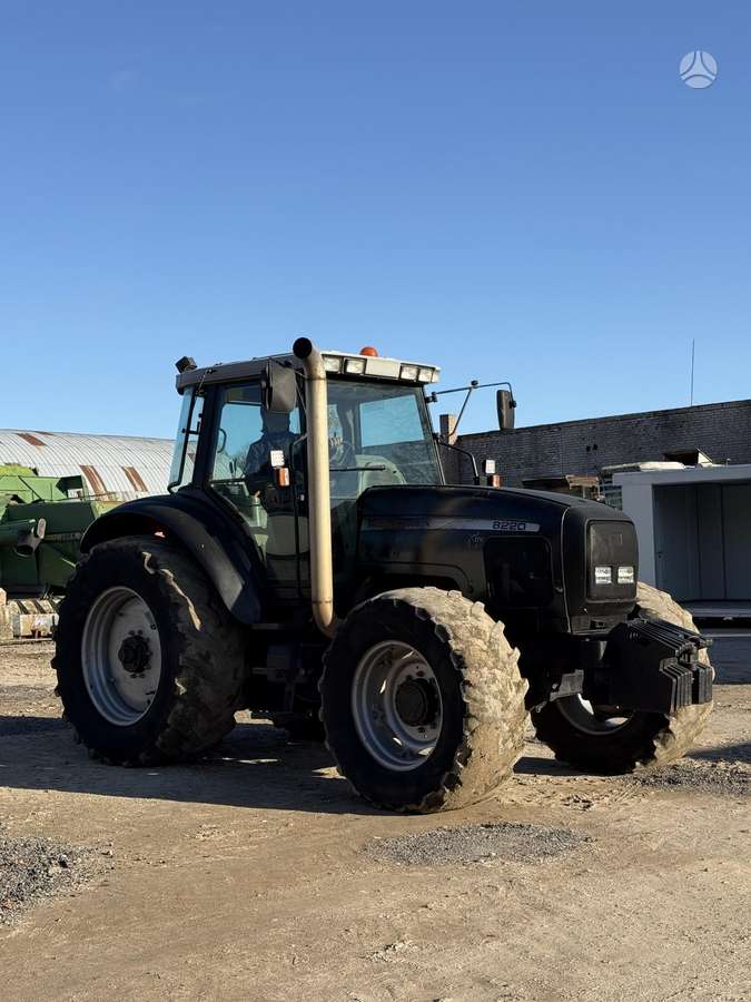 Massey Ferguson 8220, тракторы
