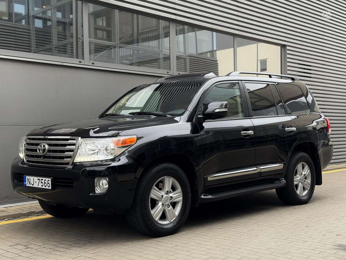 Toyota Land Cruiser