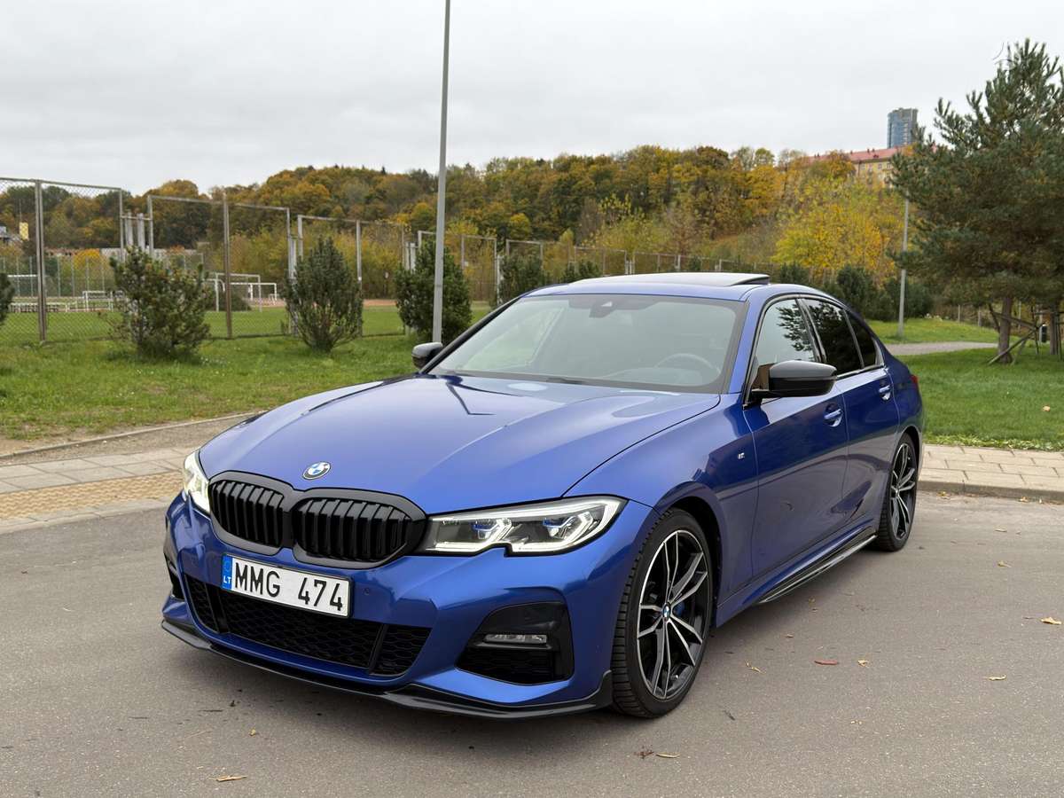 BMW 330