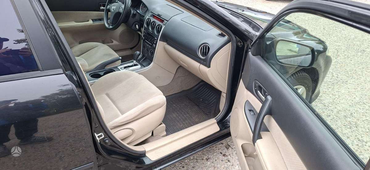 Mazda 6, 2.3 l., Седан
