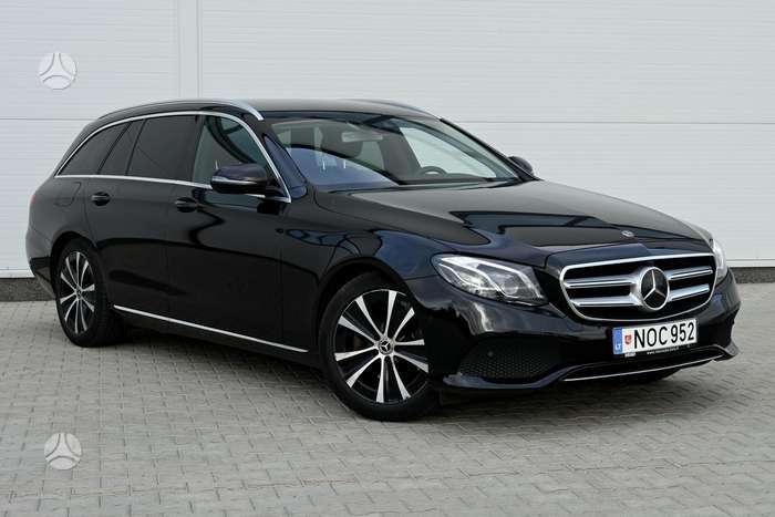 Mercedes-Benz E220