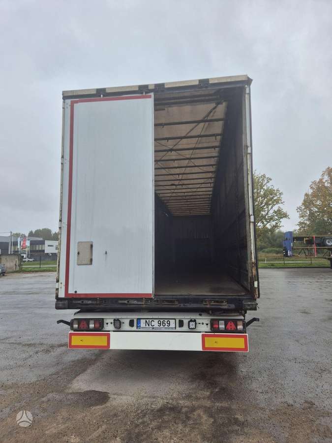 Krone SD / Dviaukštė, пологовые / тентовые