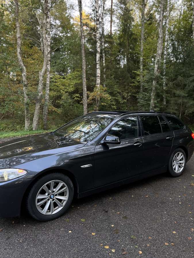 BMW 520, 2.0 l., Универсал