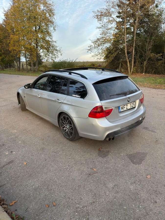 BMW 325, 2.5 l., wagon