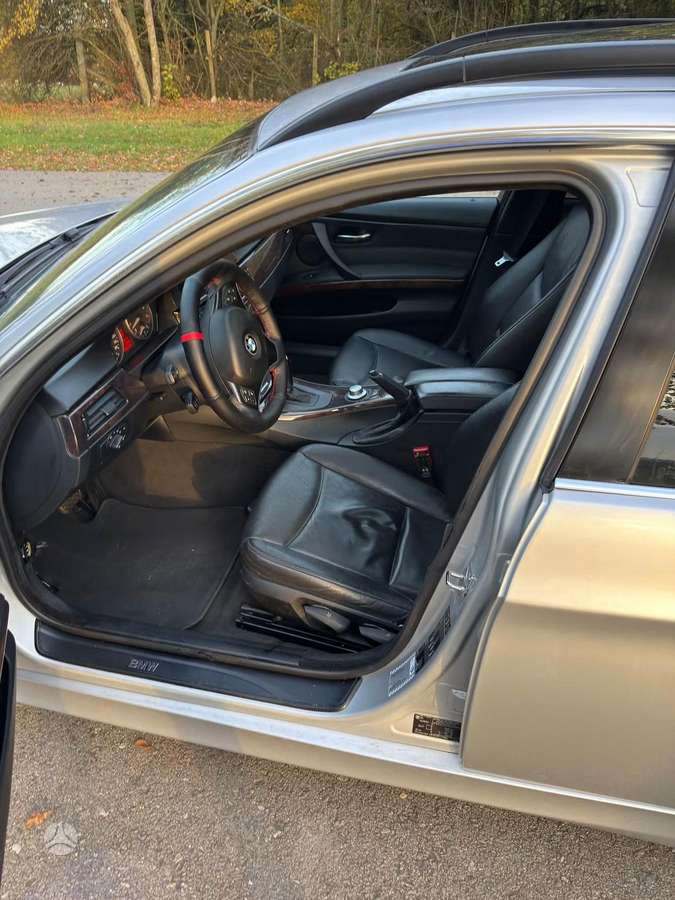 BMW 325, 2.5 l., wagon