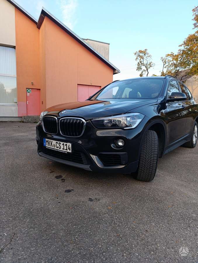 BMW X1
