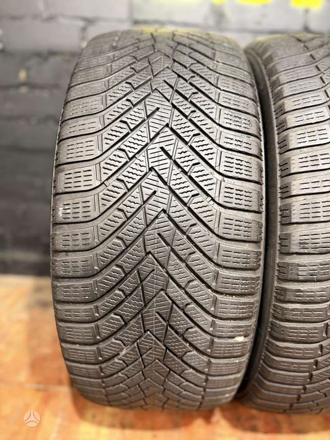 Pirelli Scorpion Winter 2, winter 275/40 R22
