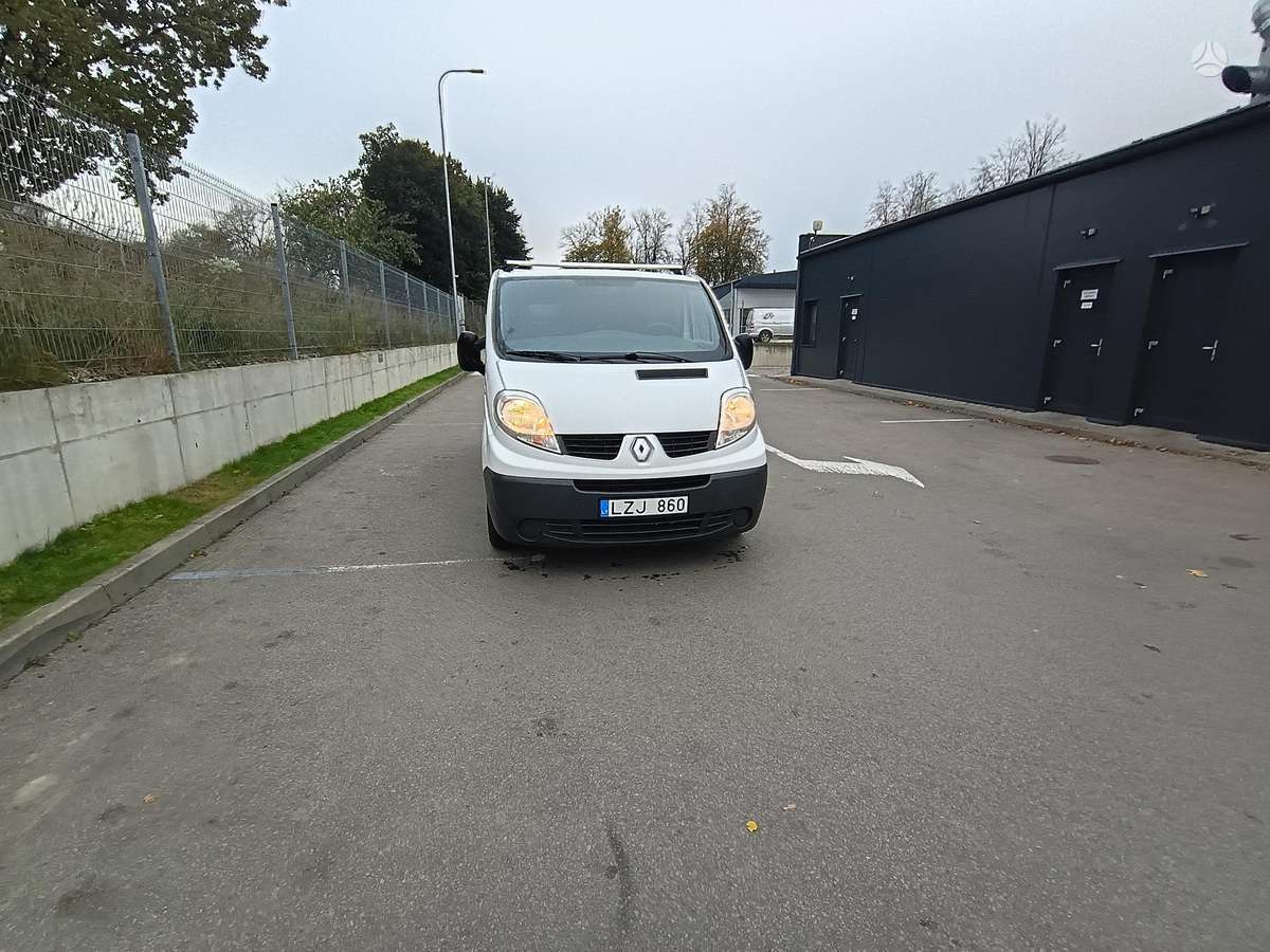 Renault Trafic, 2.0 l., mpv / minivan