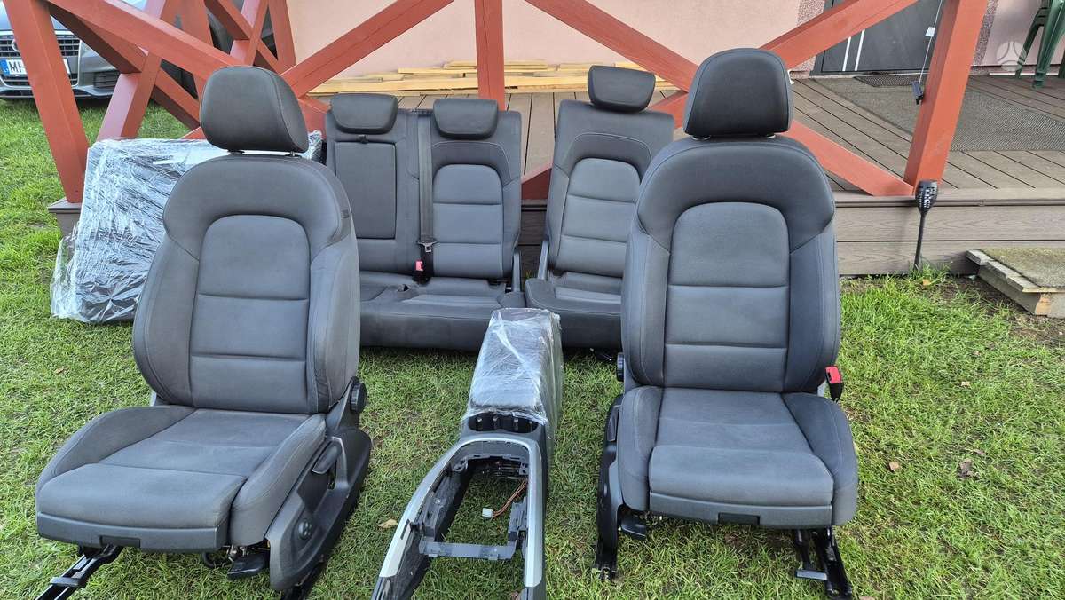 Audi Q5 seats