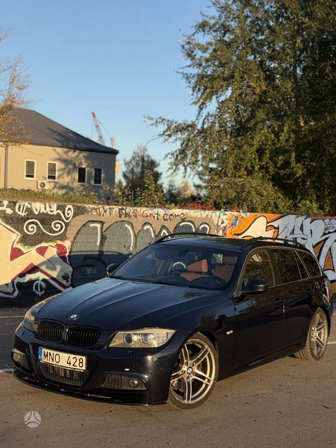 BMW 325