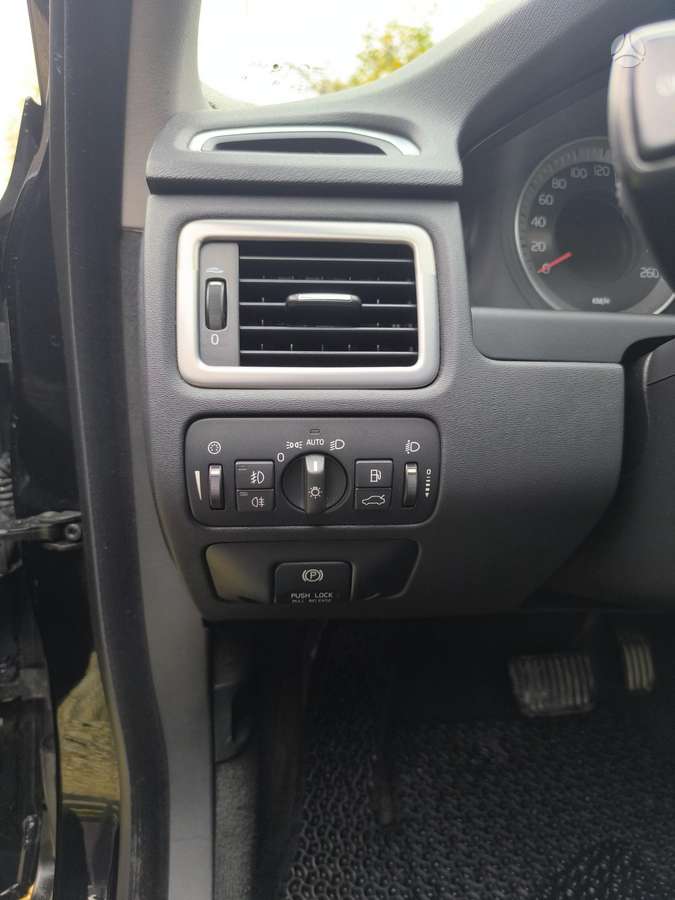 Volvo XC70, 2.4 l., Универсал